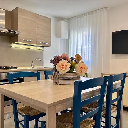 Apartment Lalla's *